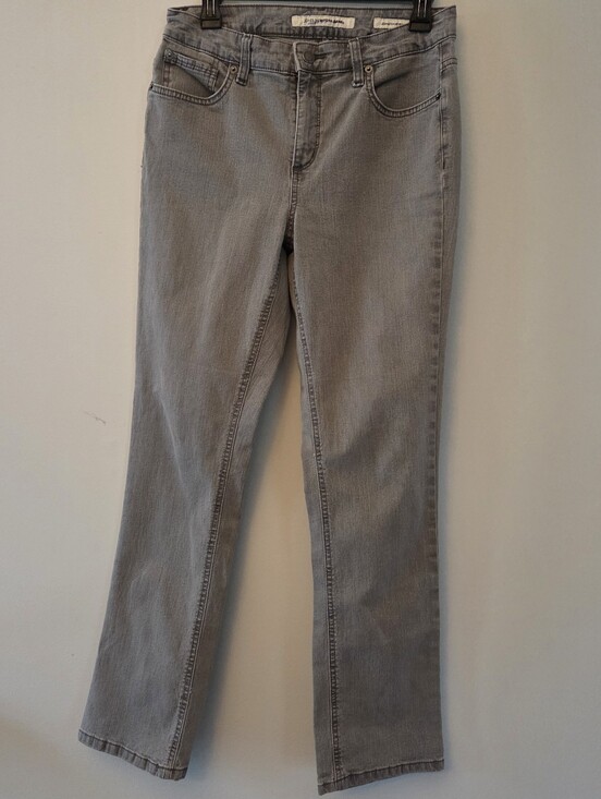 Jones New York Denim - Jones New York Lexington Straight Grey Denim Jeans Size 8